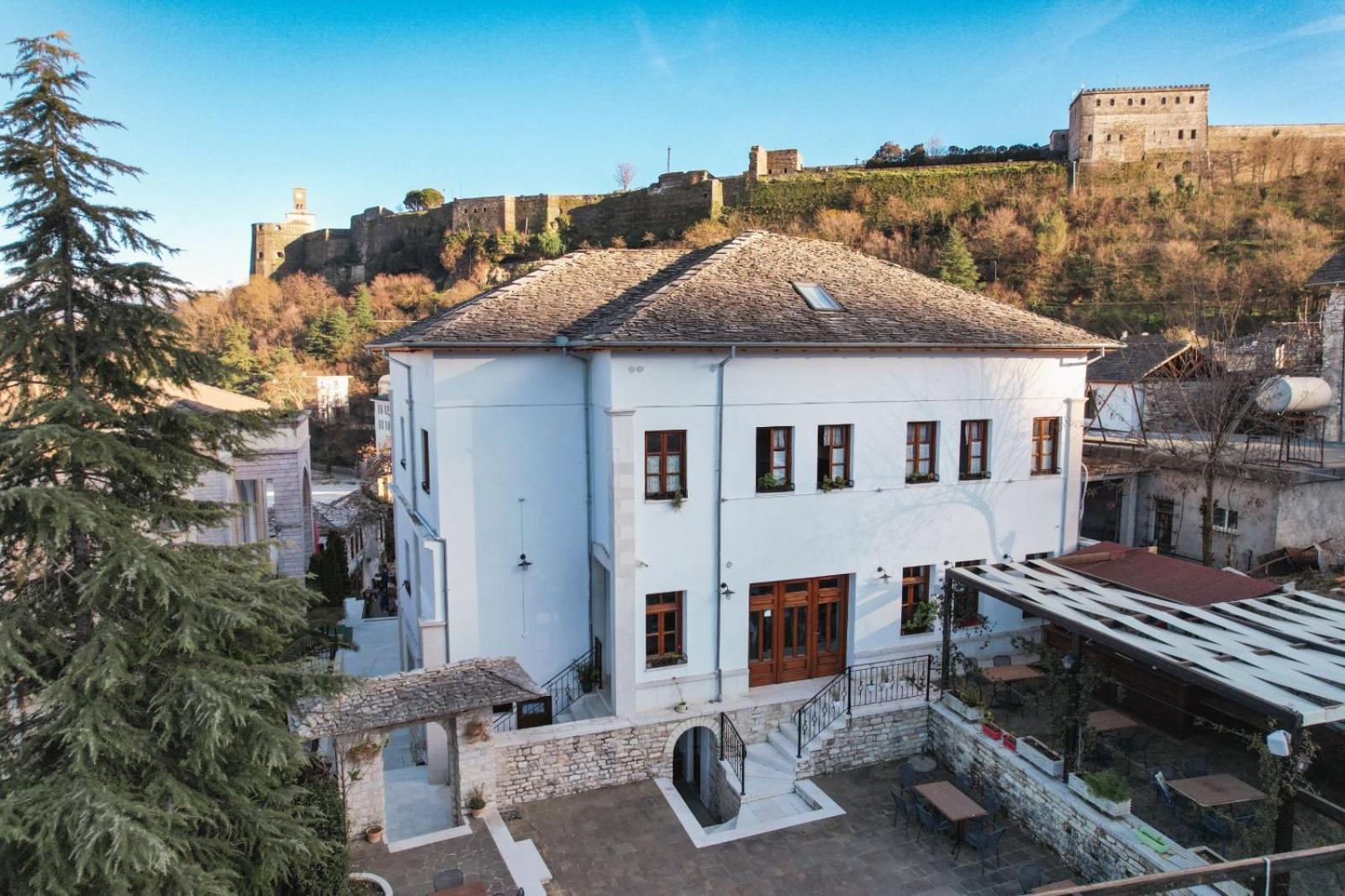 Hotel Bineri Gjirokastër Dış mekan fotoğraf
