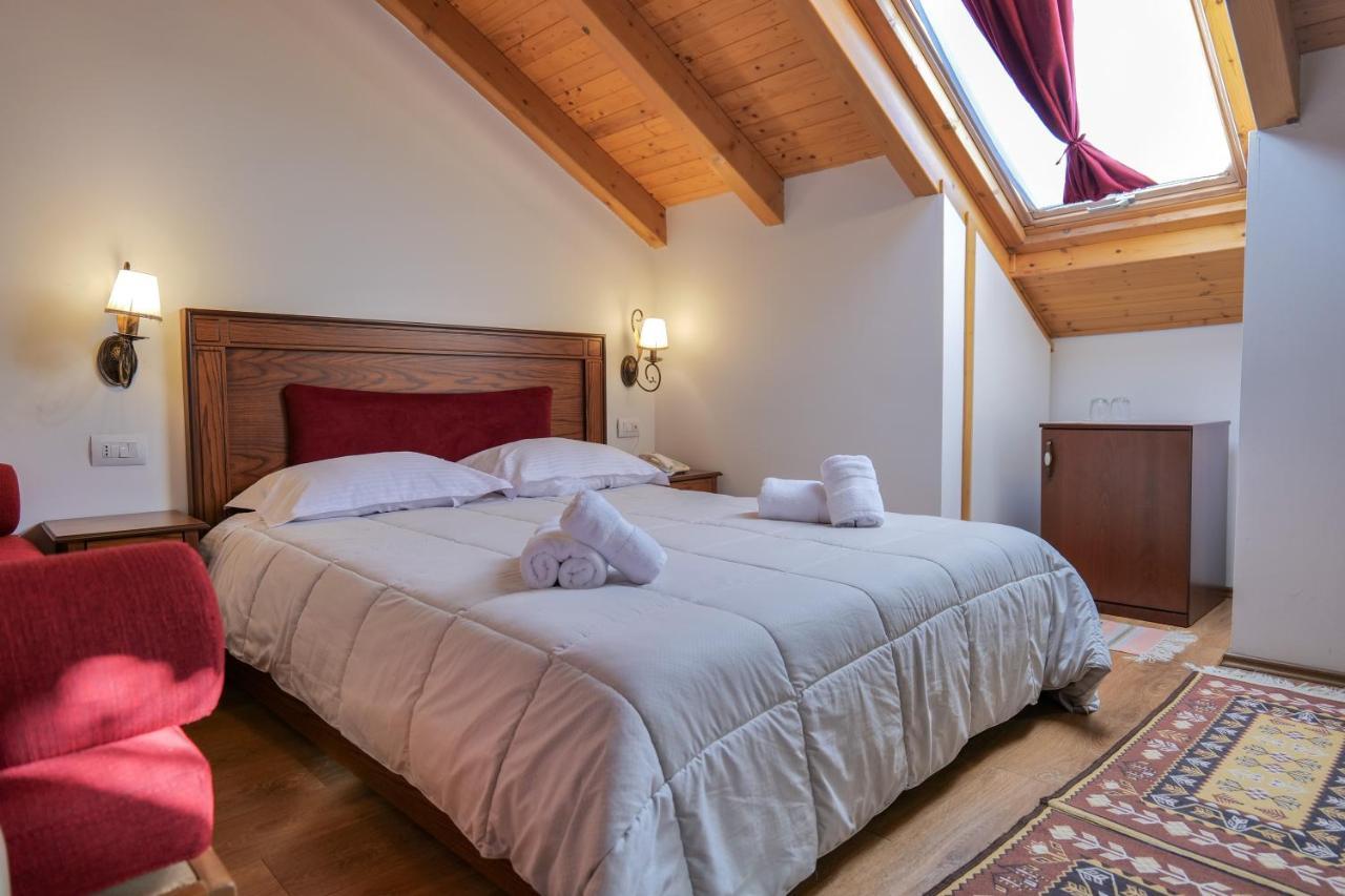 Hotel Bineri Gjirokastër Dış mekan fotoğraf