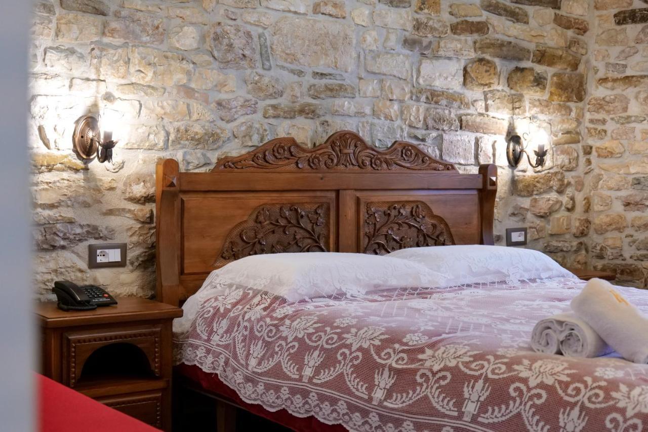 Hotel Bineri Gjirokastër Dış mekan fotoğraf