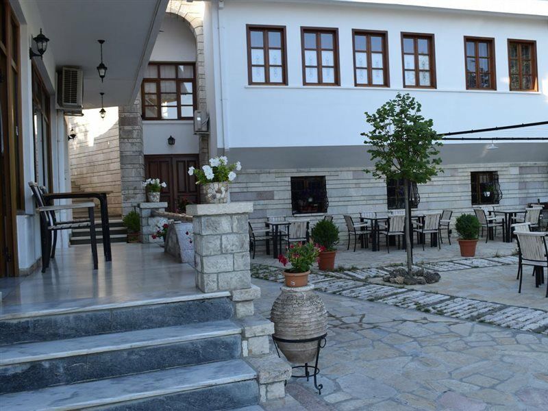Hotel Bineri Gjirokastër Dış mekan fotoğraf